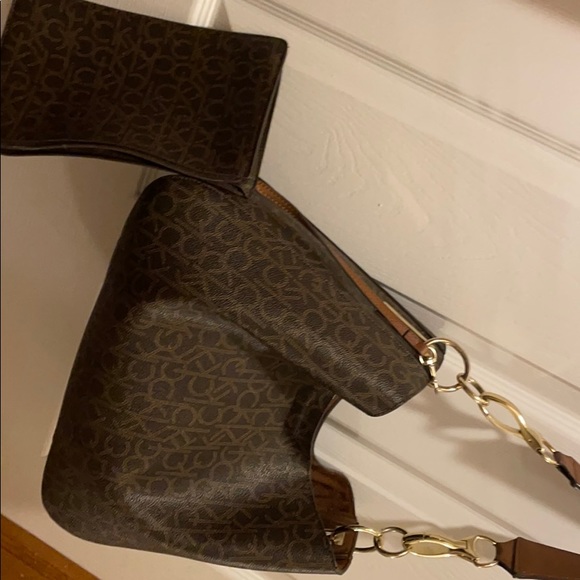 Calvin Klein Monogram Tote bag - Picture 5 of 10